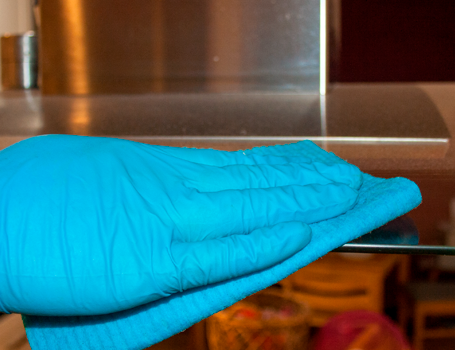 Saamme kotisi pinnat kiiltämään.